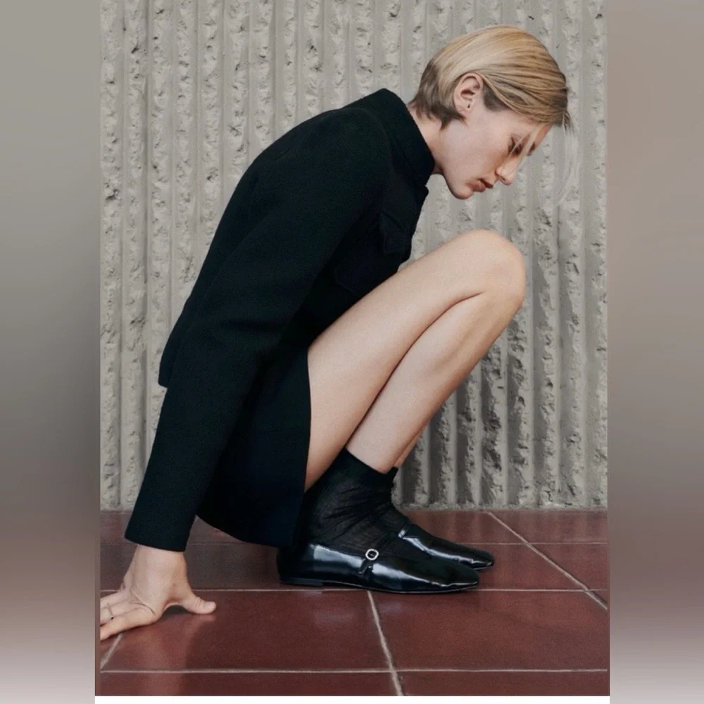 NWT Mango MNG Black Mary Jane Flats Ballerinas
With Strap Size: 36 (6) - Picture 2 of 12